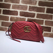 Load image into Gallery viewer, Marmont Shoulder Bag
