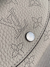 Load image into Gallery viewer, Iris Wallet