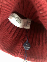 Load image into Gallery viewer, Fur Pom Hat