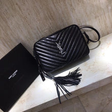 Load image into Gallery viewer, Lou Camera Bag