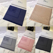 Load image into Gallery viewer, Silk Blend Shawl