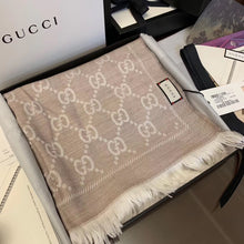 Load image into Gallery viewer, GG Shawl