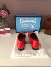 Load image into Gallery viewer, Jordaan Leather Loafers