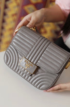 Load image into Gallery viewer, Embleme Bag