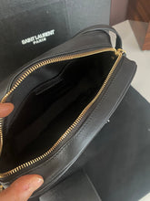 Load image into Gallery viewer, Lou Camera Bag