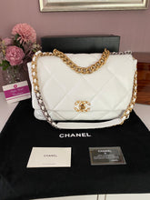 Load image into Gallery viewer, 19 Bag