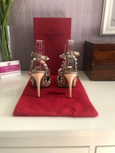 Load image into Gallery viewer, Rockstud 10cm Heels