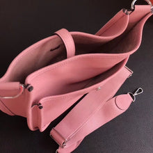 Load image into Gallery viewer, Evelyne