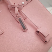 Load image into Gallery viewer, Sac De Jour Grained Leather