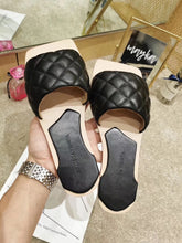 Load image into Gallery viewer, Padded Sandals