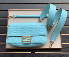 Load image into Gallery viewer, Baguette