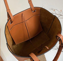 Load image into Gallery viewer, Anagram Tote