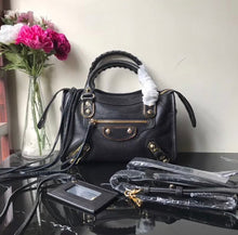 Load image into Gallery viewer, City Bag Grained