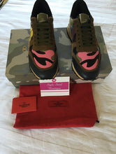 Load image into Gallery viewer, Camo Rockrunners Ladies