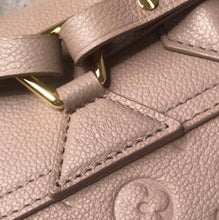 Load image into Gallery viewer, Montsouris Backpack