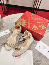 Load image into Gallery viewer, Madmonica Wedges