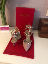Load image into Gallery viewer, Rockstud 6.5cm Heels