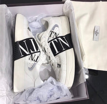 Load image into Gallery viewer, VLTN Sneaker