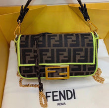 Load image into Gallery viewer, Baguette