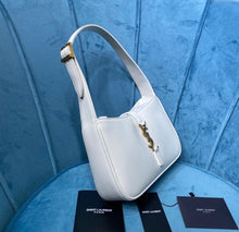 Load image into Gallery viewer, Hobo