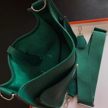 Load image into Gallery viewer, Evelyne