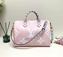 Load image into Gallery viewer, Giant Monogram Speedy 30