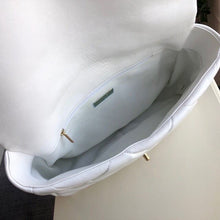 Load image into Gallery viewer, 19 Bag