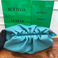 Load image into Gallery viewer, Pouch