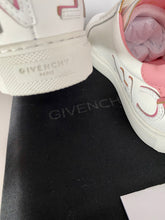 Load image into Gallery viewer, Reverse Sneaker