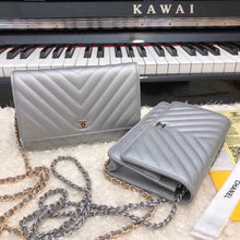 Load image into Gallery viewer, Chevron Caviar Woc