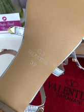 Load image into Gallery viewer, Rockstud Mules 6.5cm