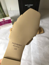 Load image into Gallery viewer, Tribute Patent Sandals