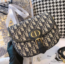 Load image into Gallery viewer, Bobby