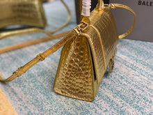 Load image into Gallery viewer, Hourglass XS Embossed