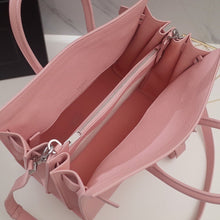 Load image into Gallery viewer, Sac De Jour Grained Leather