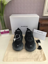 Load image into Gallery viewer, Triple S Ladies