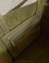 Load image into Gallery viewer, Cabas Phantom Medium