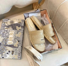 Load image into Gallery viewer, Cotton Espadrille Slides
