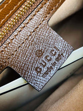 Load image into Gallery viewer, Horsebit Small Shoulder Bag