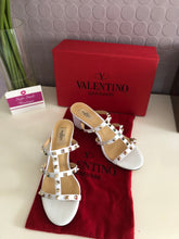 Load image into Gallery viewer, Rockstud Mules 6.5cm