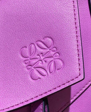 Load image into Gallery viewer, Puzzle Hobo