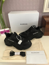 Load image into Gallery viewer, Triple S Ladies