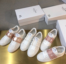 Load image into Gallery viewer, Rockstud Untitled