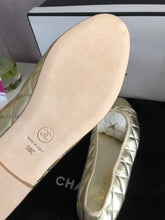 Load image into Gallery viewer, CC Quilted Pumps