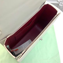 Load image into Gallery viewer, Jitney