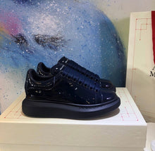 Load image into Gallery viewer, Oversized Sneaker Patent Ladies