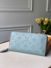 Load image into Gallery viewer, Iris Wallet