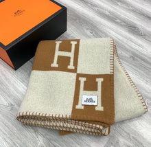 Load image into Gallery viewer, Wool Blanket