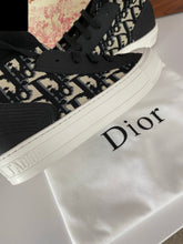 Load image into Gallery viewer, Walk n Dior Trainers