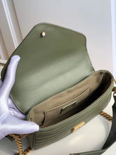 Load image into Gallery viewer, New Wave Pochette